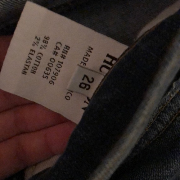 Hudson Crop Muse - Picture 2 of 4